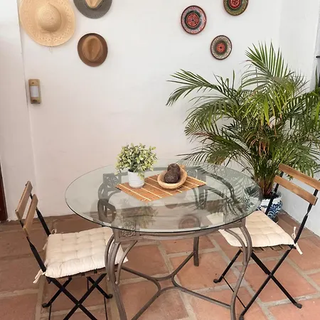 ゲストハウス Casa Bambu