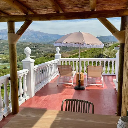Casa Bambu Boutique Andalusie With Pool And Mountain Views 招待所 4*