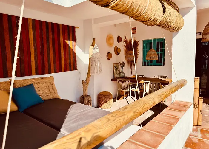 Casa Bambu Boutique Andalusie With Pool And Mountain Views 招待所 贝莱斯