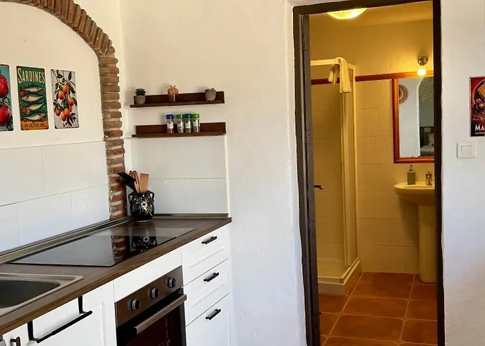 招待所 Casa Bambu Boutique Andalusie With Pool And Mountain Views 4*