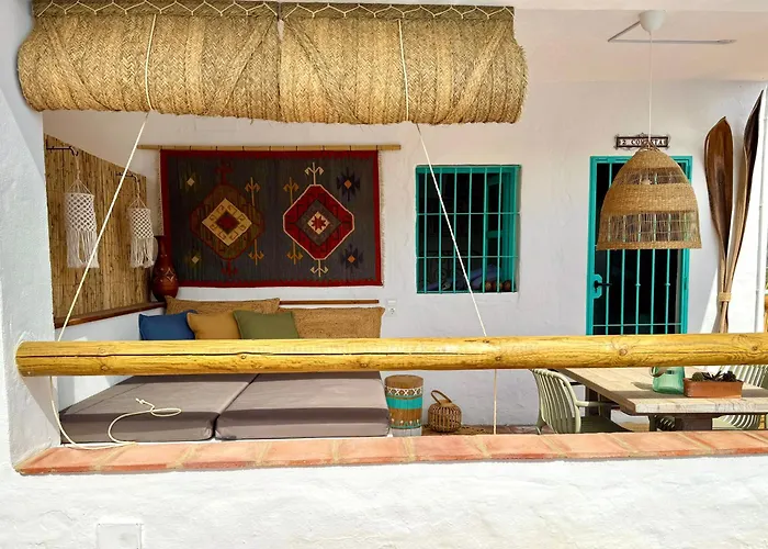 Casa Bambu Boutique Andalusie With Pool And Mountain Views 招待所