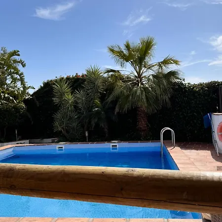 Casa Bambu Boutique Andalusie With Pool And Mountain Views بيت ضيافة فيليز-مالاغا